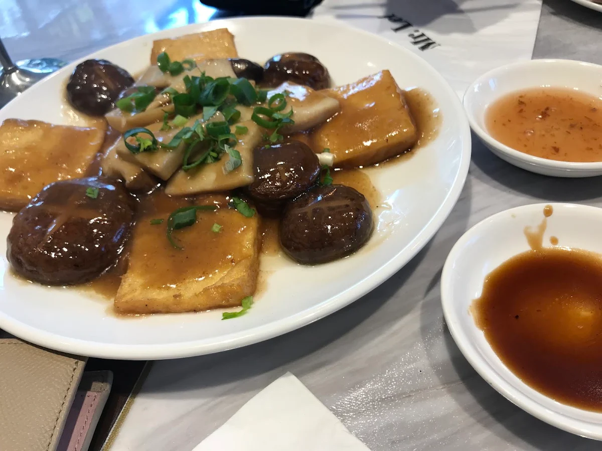 supreme broth braised tofu with mixed mushrooms 雜菌燒豆腐